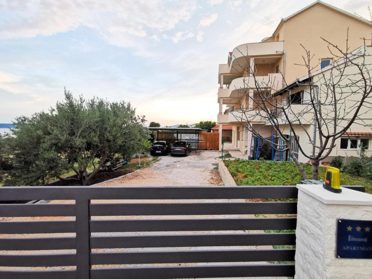 A4 Apartmani Kevic Kastela Luaran gambar