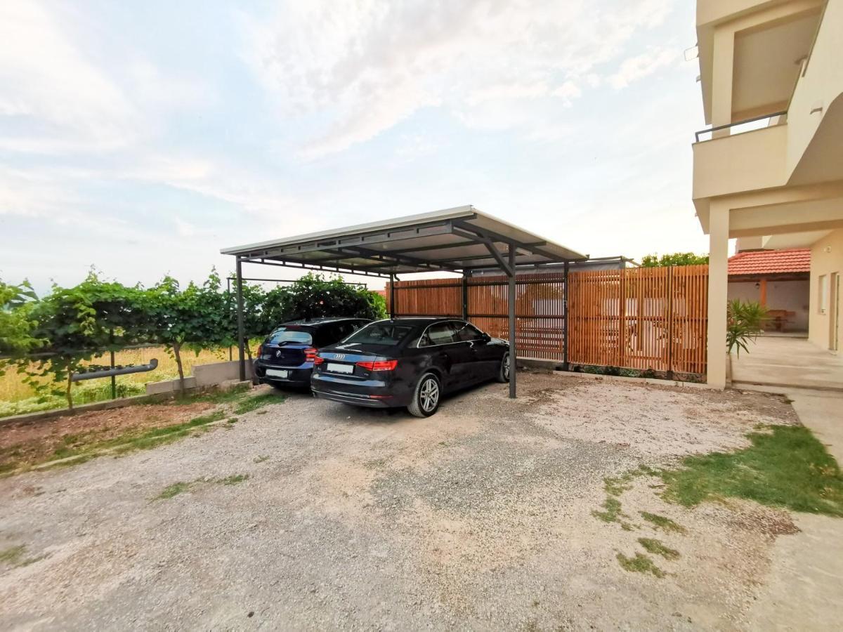 A4 Apartmani Kevic Kastela Luaran gambar