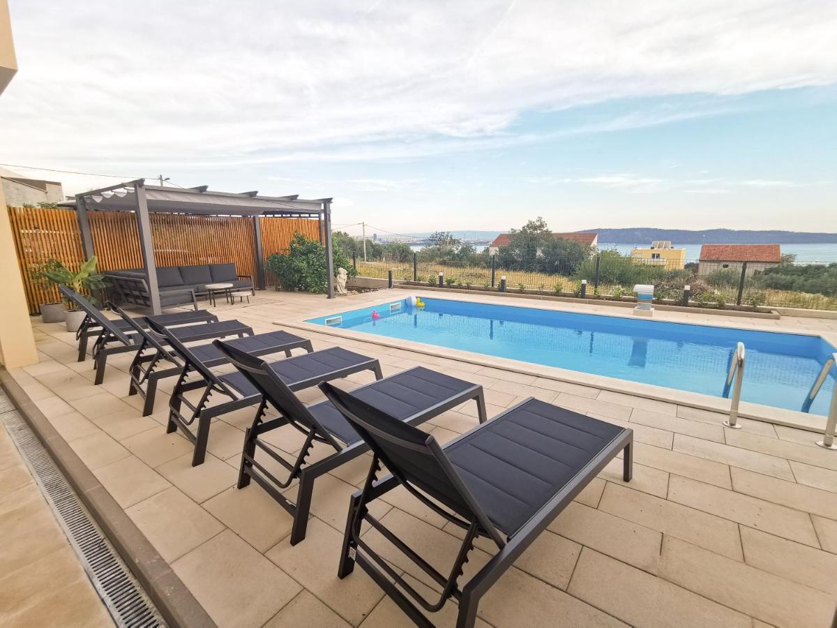 A4 Apartmani Kevic Kastela Luaran gambar